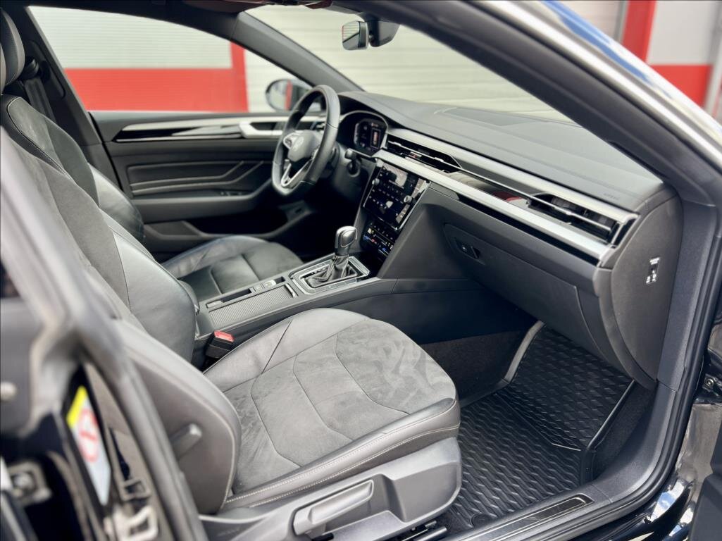 Volkswagen Arteon Kombi 2,0 l 147 kw