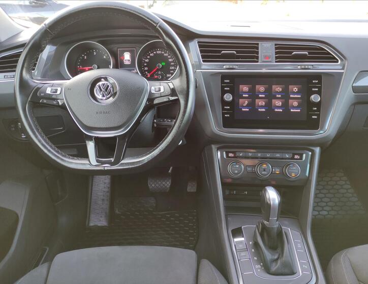Volkswagen Tiguan 6