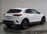 KIA XCeed CUV / Crossover 1,5 l 103 kw