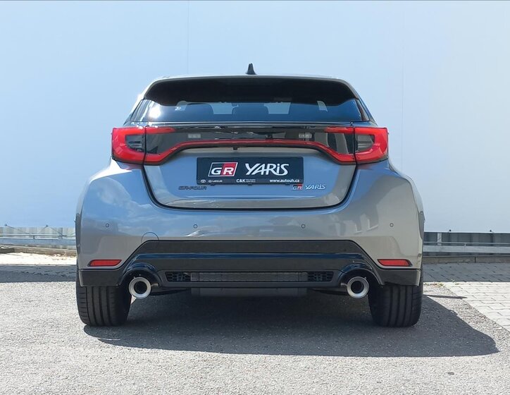 Toyota GR Yaris 6