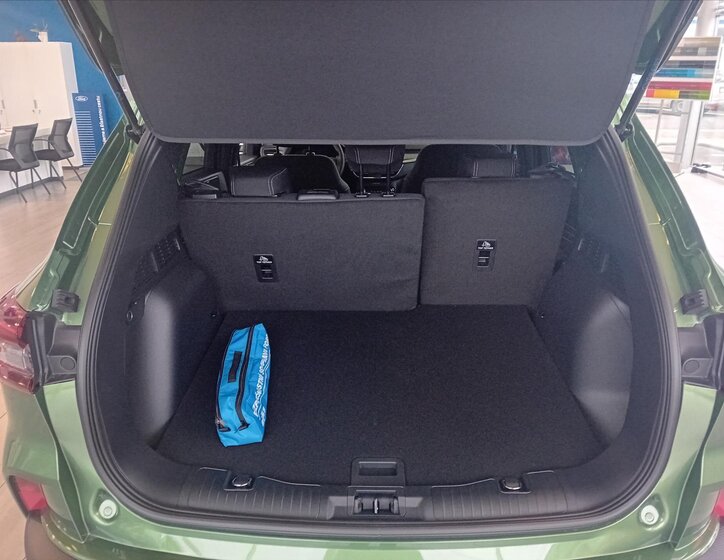 Ford Kuga SUV 1,5 l 110 kw