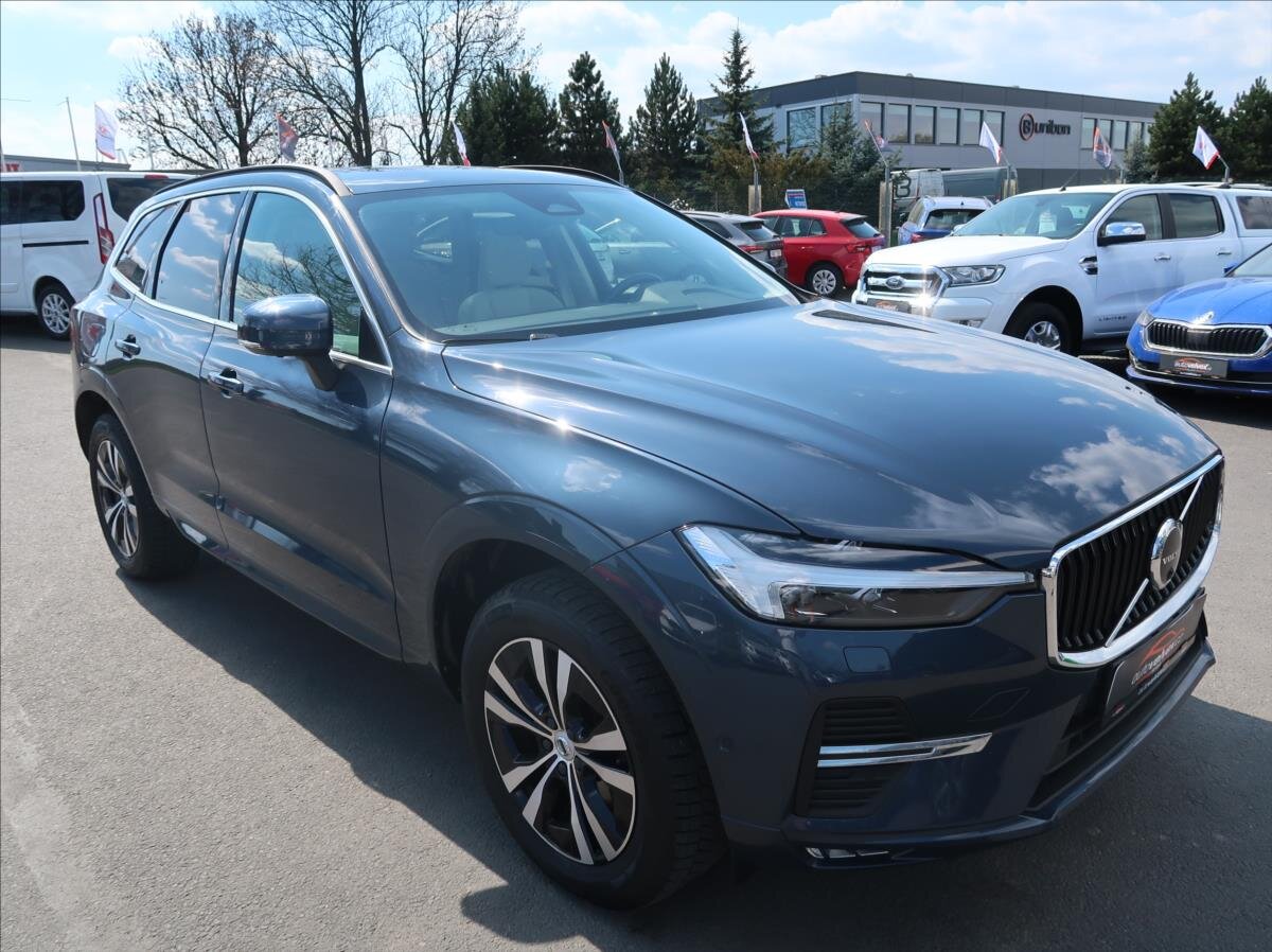 Volvo XC60 SUV / Terénní 2,0 l 145 kw