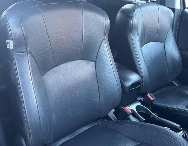 Mitsubishi Outlander SUV / Terénní 2,3 l 130 kw