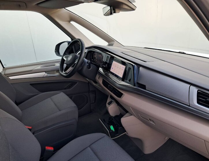 Volkswagen Multivan Kombi 1,5 l 130 kw