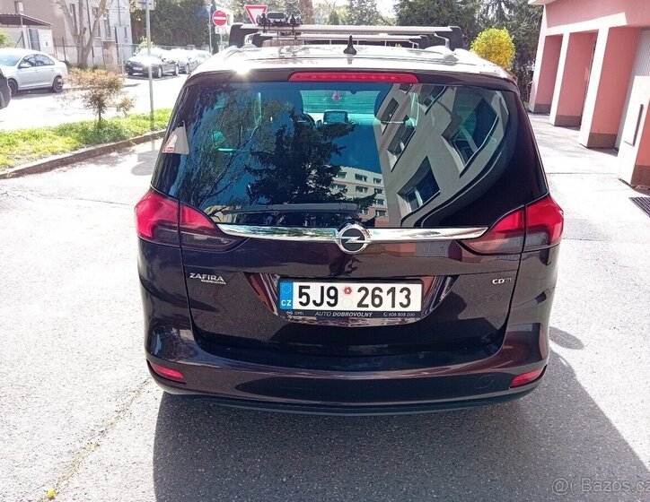 Opel Zafira 7