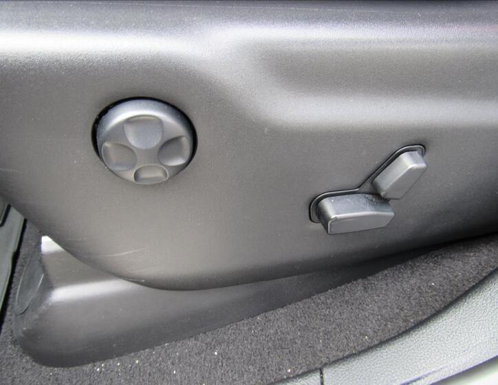 Jeep Grand Cherokee 32