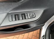 Toyota C-HR Hatchback 2,0 l 111 kw