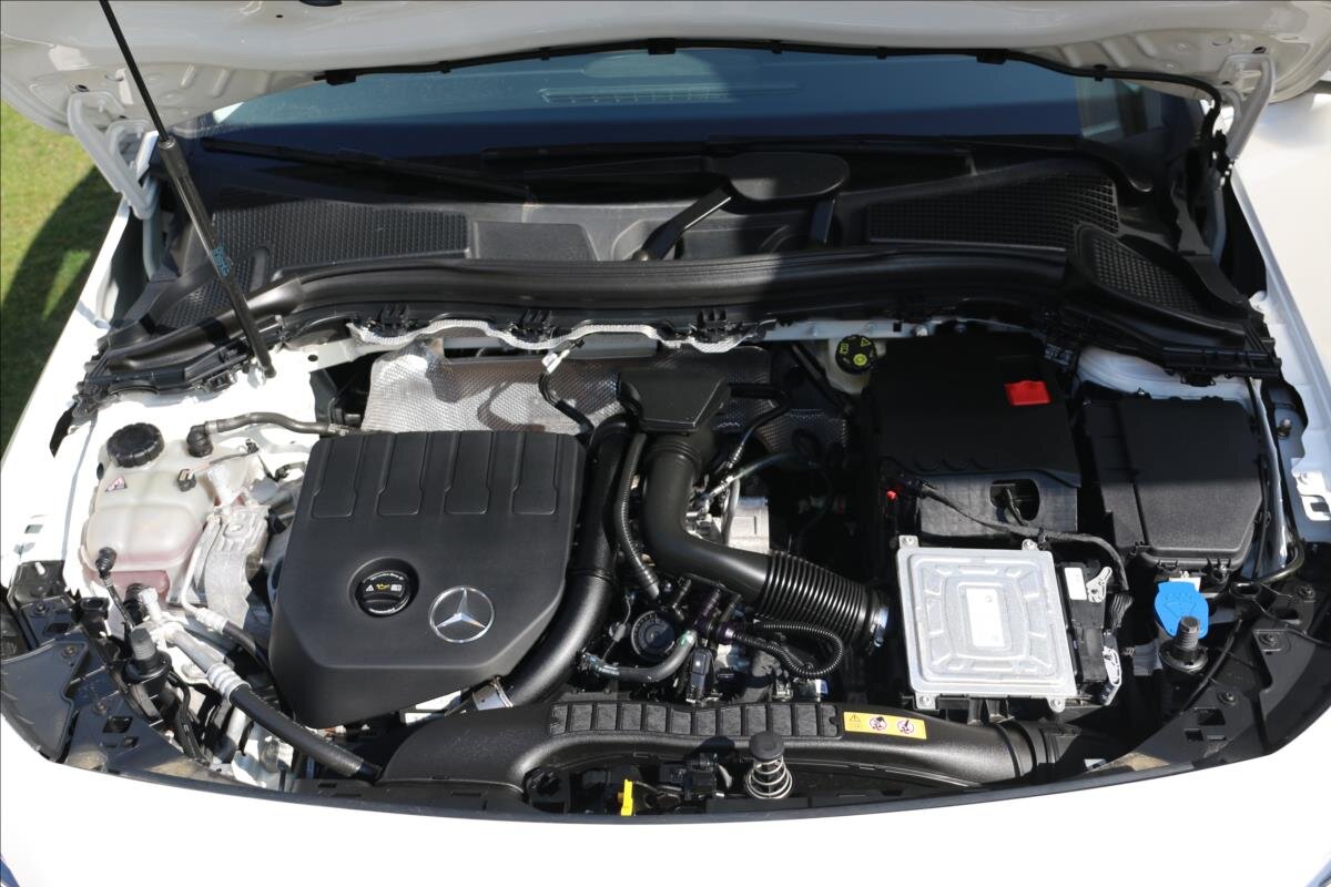 Mercedes-Benz Třídy B Kombi 1,3 l 100 kw