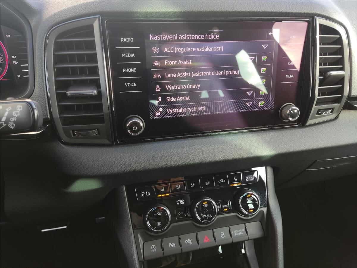 Škoda Karoq SUV 1,5 l 110 kw