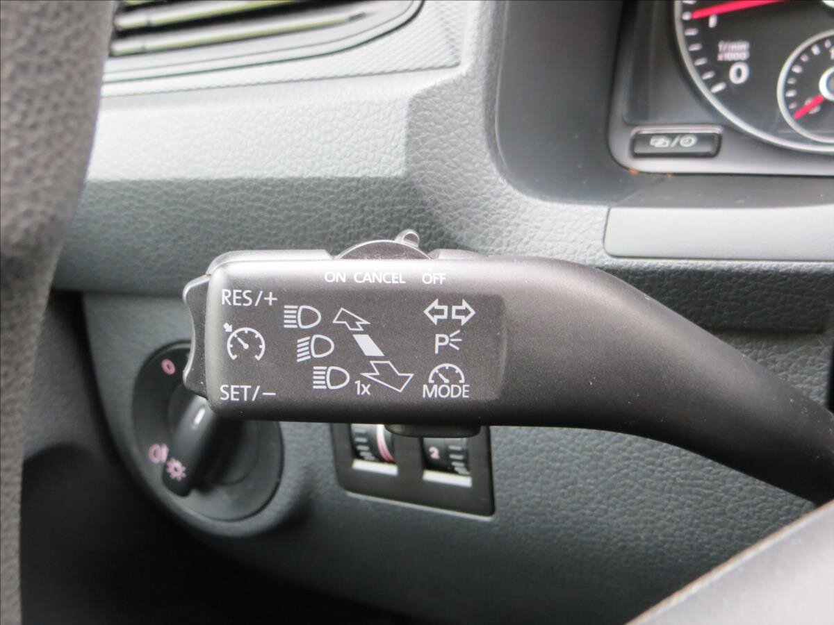 Volkswagen Caddy Skříň 1,4 l 81 kw