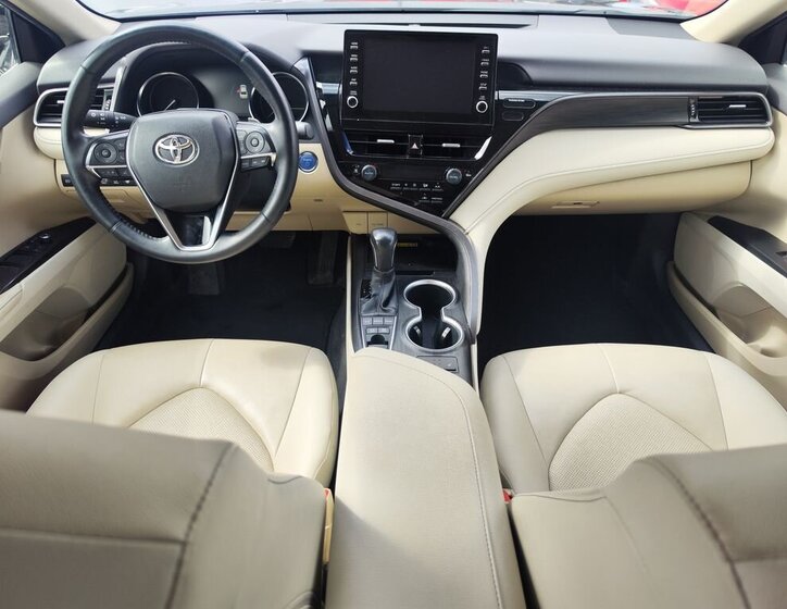 Toyota Camry Sedan / Limuzína 2,5 l 160 kw
