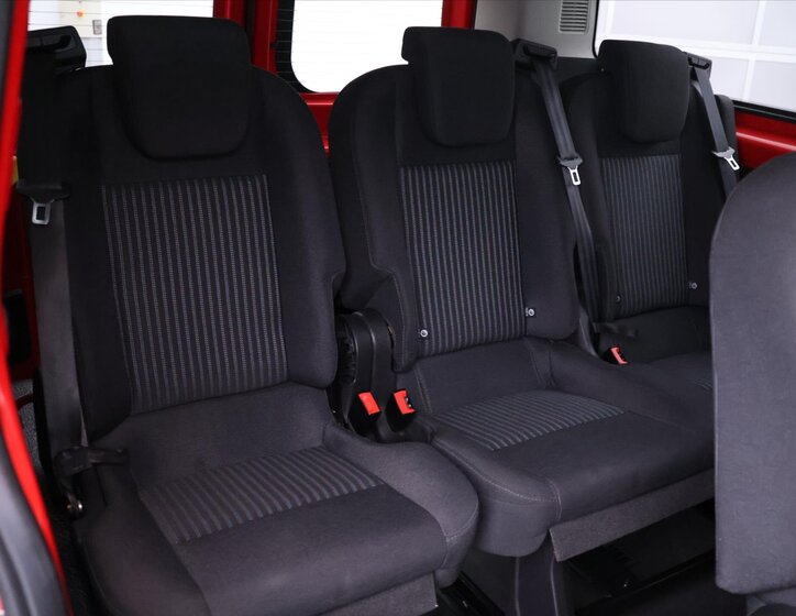 Ford Transit Custom Kombi 2,0 l 96 kw