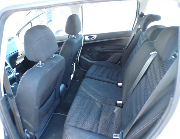 Peugeot 307 Skříň 1,6 l 66 kw