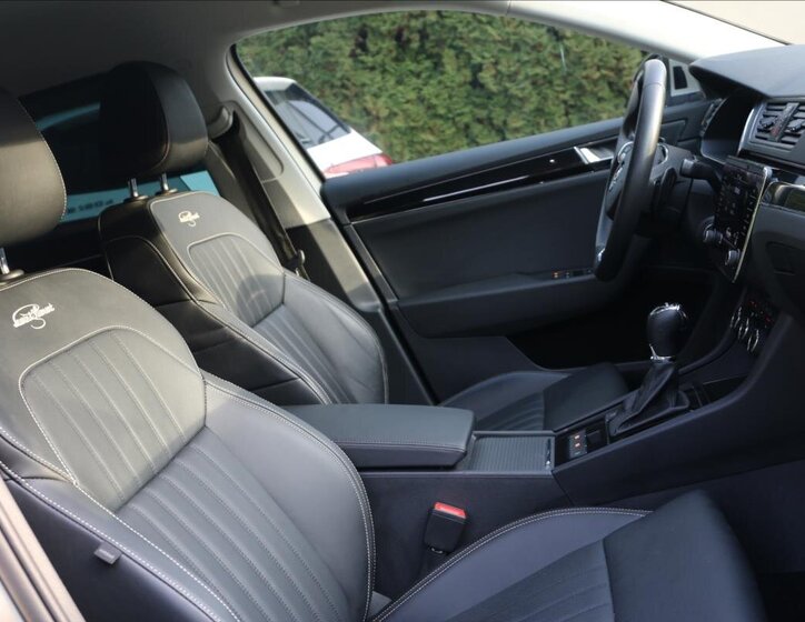 Škoda Superb Kombi 2,0 l 147 kw