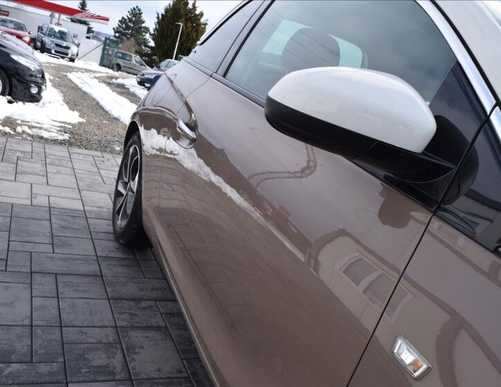 Opel Adam Hatchback 1,2 l 51 kw