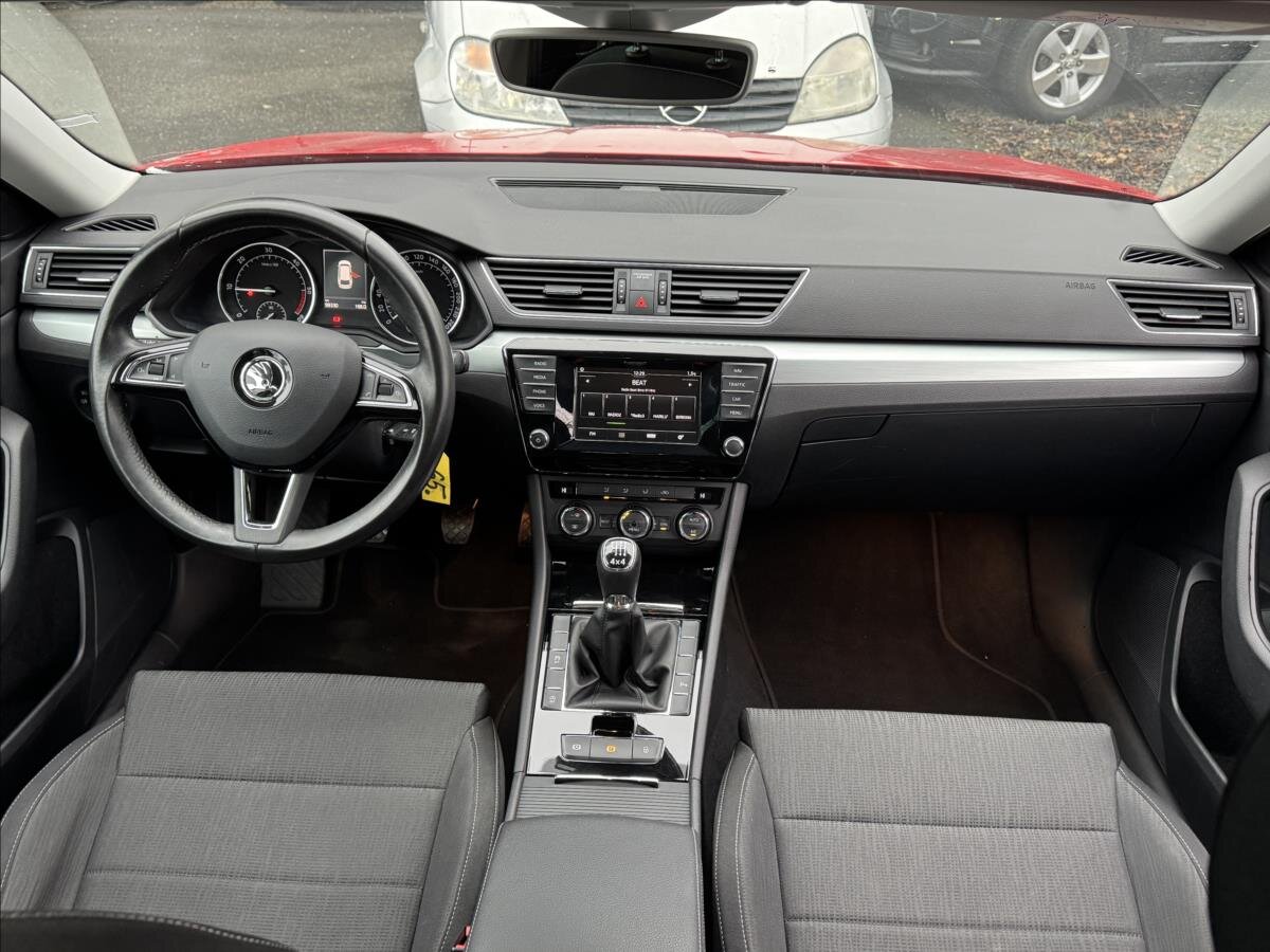 Škoda Superb Kombi 2,0 l 110 kw