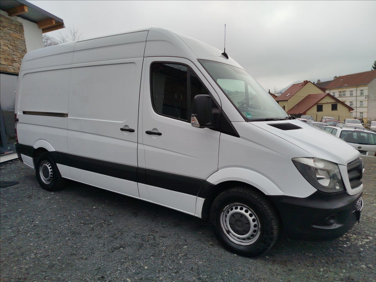 Mercedes-Benz Sprinter Skříň 2,1 l 95 kw