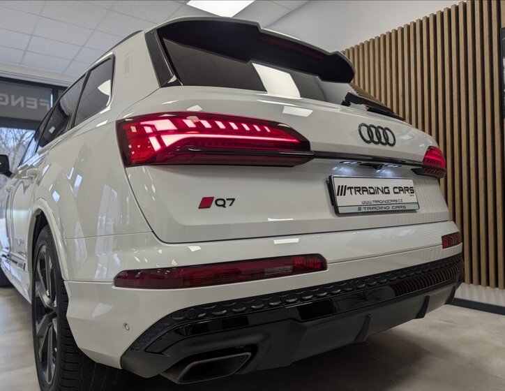 Audi Q7 Kombi 3,0 l 210 kw