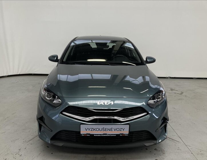 KIA Ceed 4