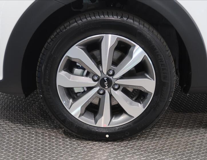 KIA Stonic SUV 1,2 l 57 kw