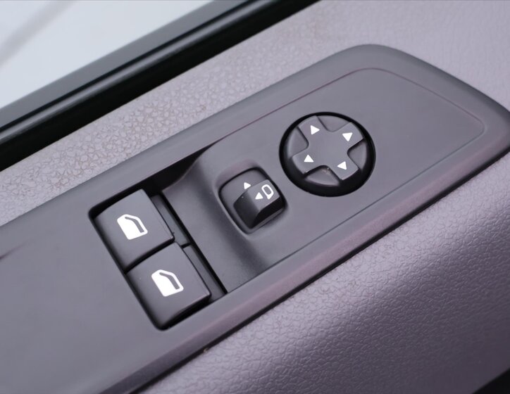 Fiat Scudo VAN / Minibus 2,0 l 106 kw