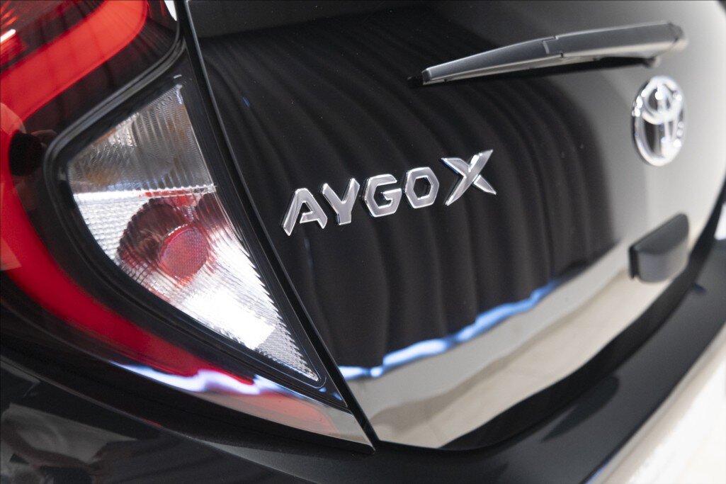 Toyota Aygo Hatchback 998,0 53 kw