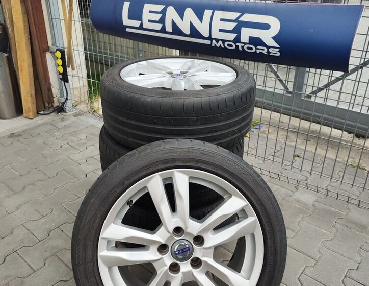 Volvo V60 Kombi 2,0 l 120 kw