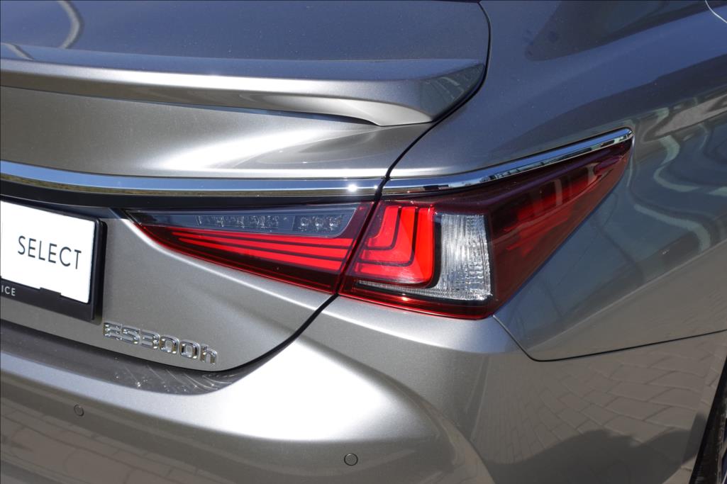 Lexus ES 300h