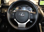 Lexus NX 300h SUV 2,5 l 145 kw