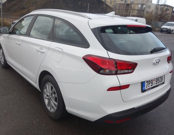 Hyundai i30 11