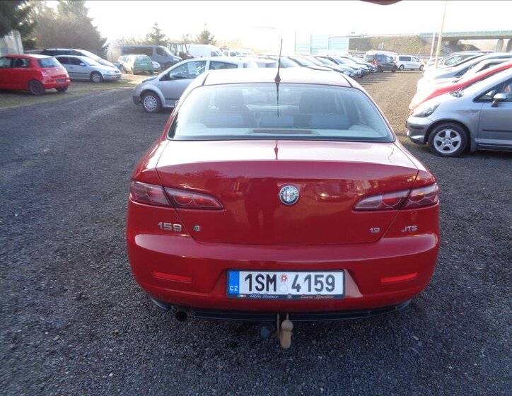 Alfa Romeo 159 Sedan / Limuzína 1,9 l 118 kw