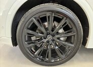 Audi Q8 SUV / Terénní 3,0 l 210 kw