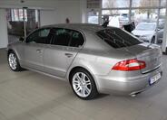 Škoda Superb 8