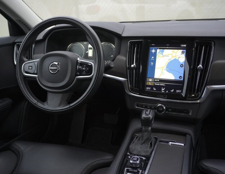 Volvo V90 Kombi 2,0 l 173 kw