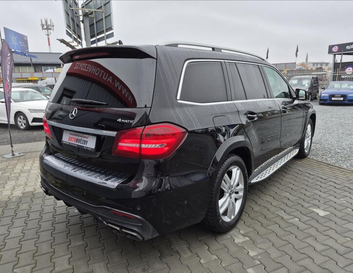 Mercedes-Benz GLS 6