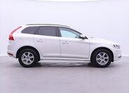 Volvo XC60 8