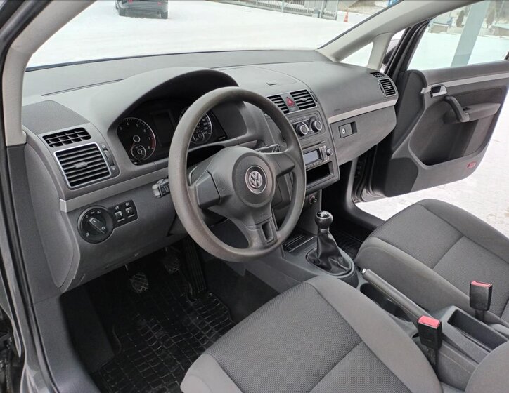 Volkswagen Touran MPV 1,2 l 77 kw