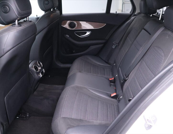 Mercedes-Benz Třídy C Kombi 2,1 l 150 kw