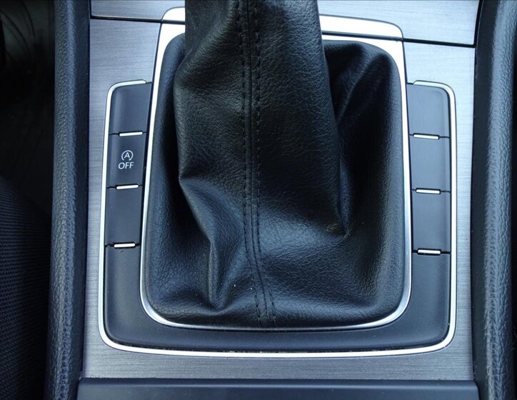 Volkswagen Golf Kombi 1,2 l 77 kw