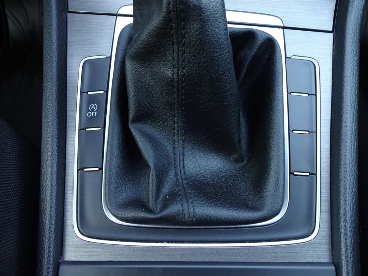 Volkswagen Golf Kombi 1,2 l 77 kw