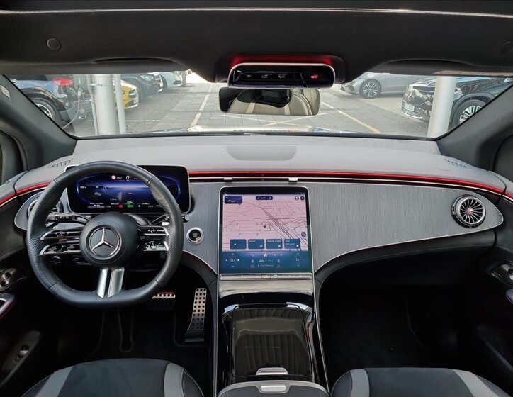 Mercedes-Benz EQE SUV 1,0 215 kw