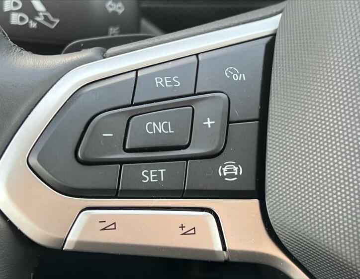 Volkswagen T-Cross 19