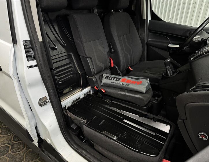Ford Transit Connect Ostatní 1,5 l 74 kw