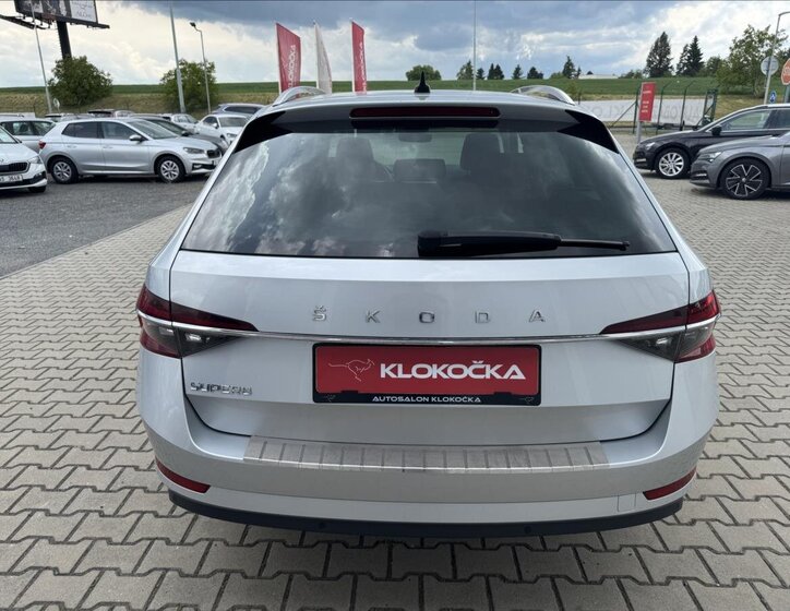 Škoda Superb Kombi 2,0 l 147 kw