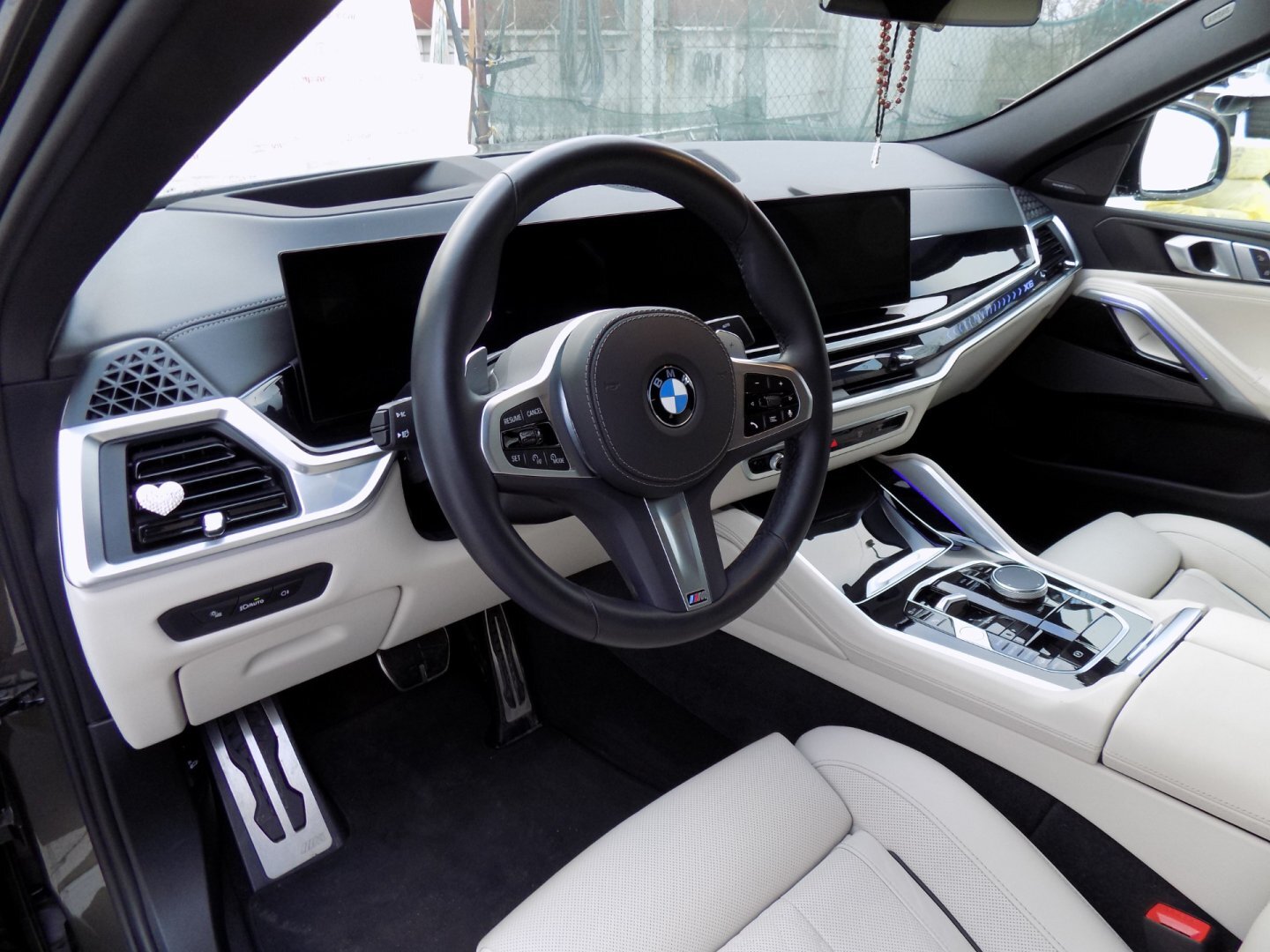 BMW X6 SUV 3,0 l 210 kw