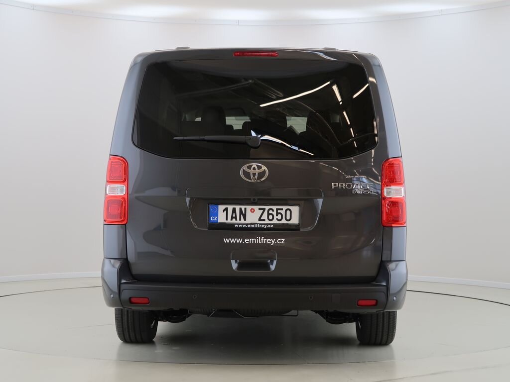 Toyota ProAce Verso VAN / Minibus 2,2 l 0