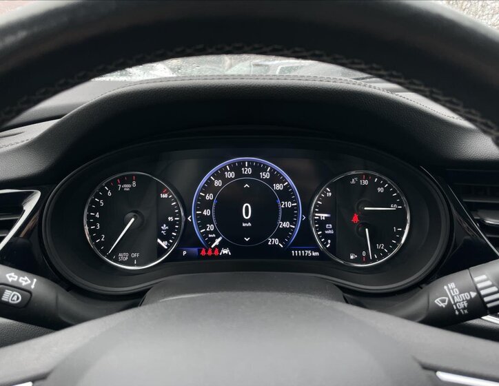 Opel Insignia Liftback 2,0 l 147 kw