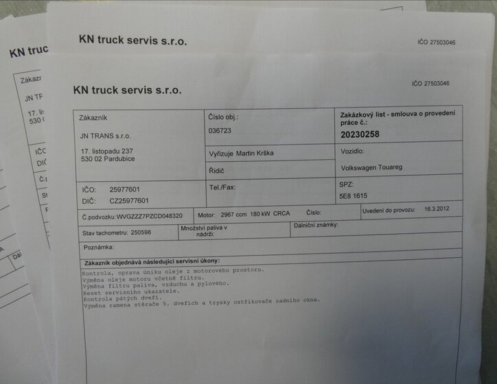 Volkswagen Touareg SUV / Terénní 3,0 l 180 kw