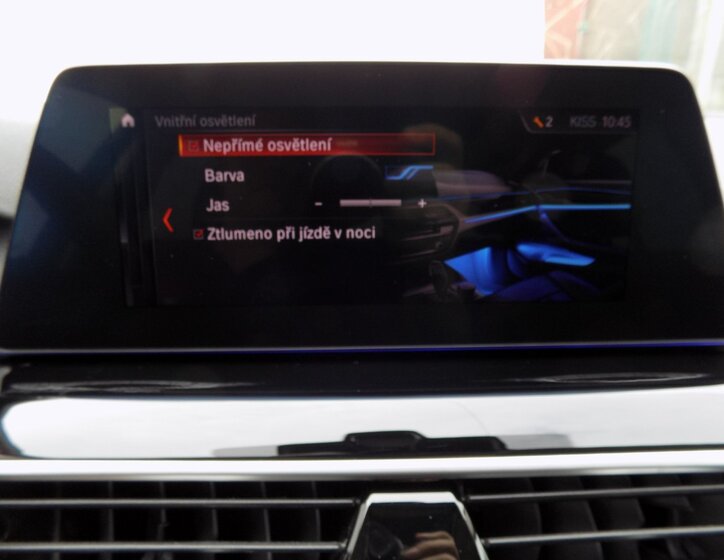 BMW Řada 5 Kombi 3,0 l 195 kw