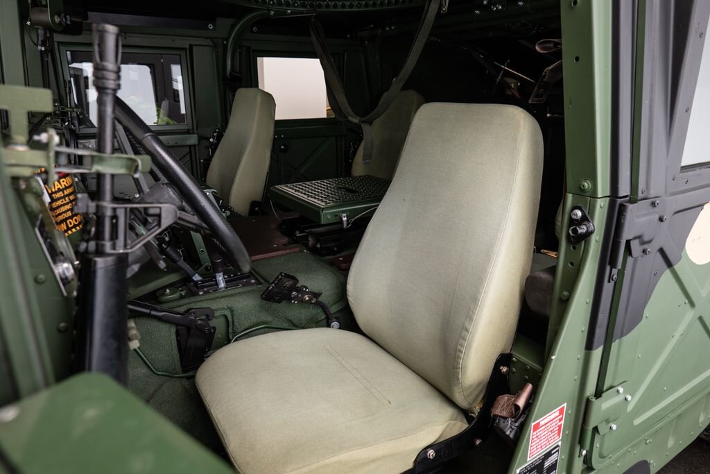 Hummer H1 SUV / Terénní 6,2 l 110 kw